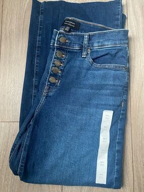 Banana Republic High-Rise Button-Fly Jeans in Medium Blue Wash